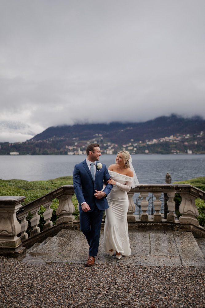 after the ceremony the couple walks for the photo shoot around Como Lake