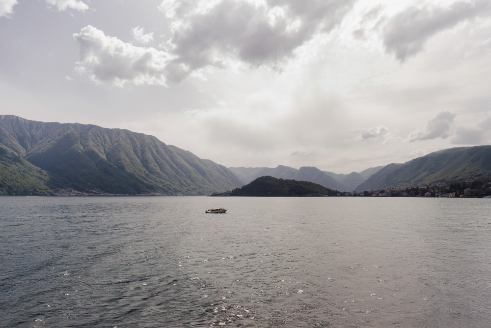 A view on the lake from the balcony location