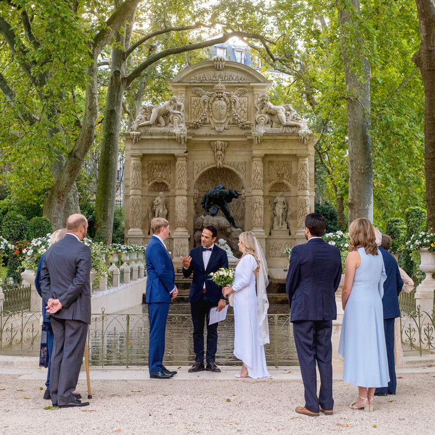 Paris with his Medicis fountain