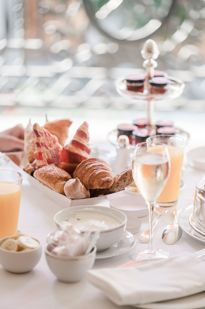 Croissant with a glass of champagne to start the W day