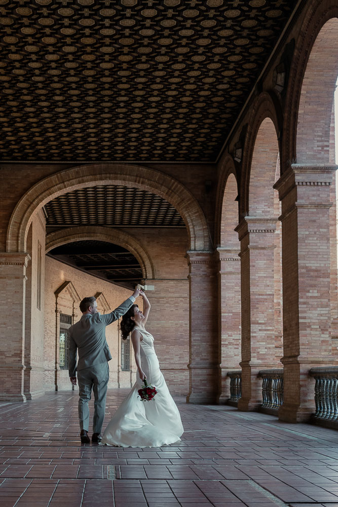 The couple dancing In Sevilla